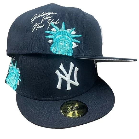 New Era New York Yankees Fitted Hat Cloud Icon Statue 59FIFTY